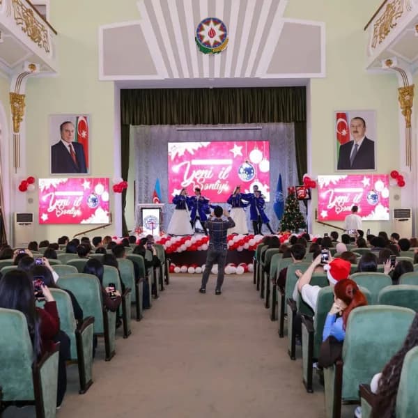 UNEC Yeni il tədbiri
